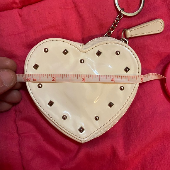 Coach zippered Heart Shaped Coin Purse - Picture 4 of 5